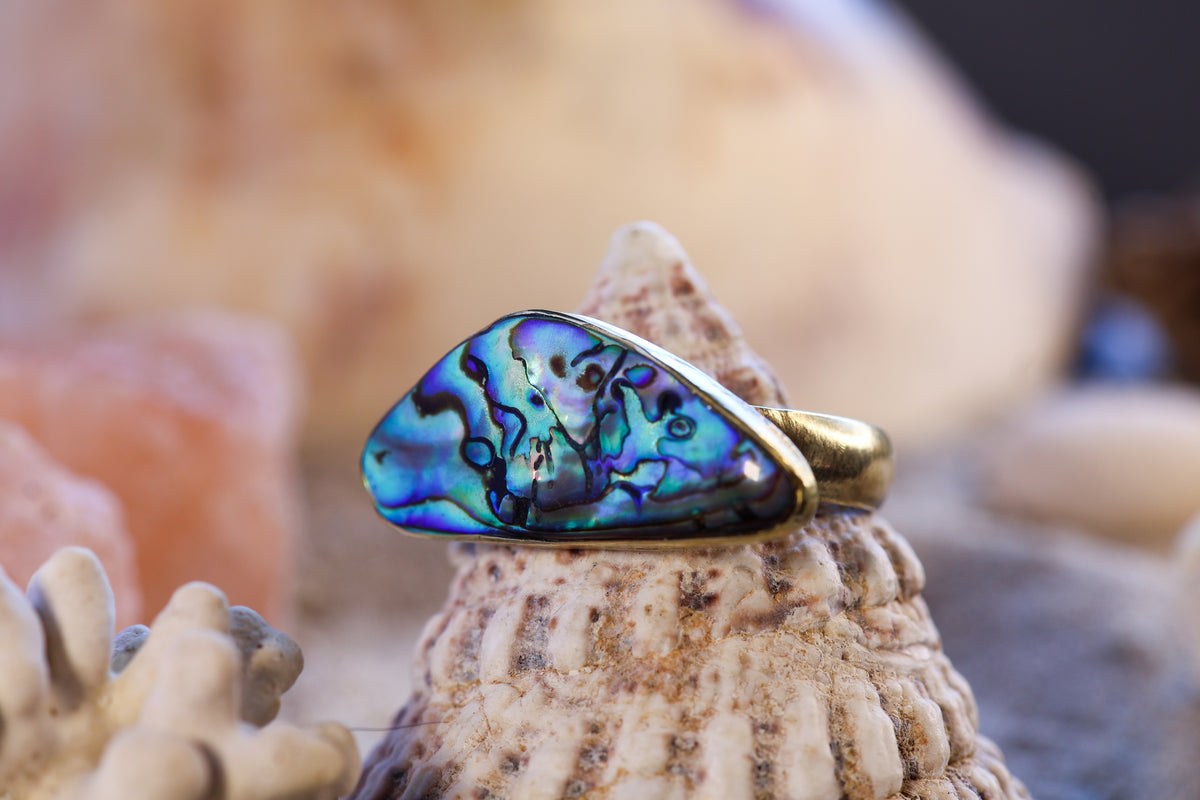 Brass Ring – Bohemian Soul -New Zealand Pāua Shell - R+ / 9.25