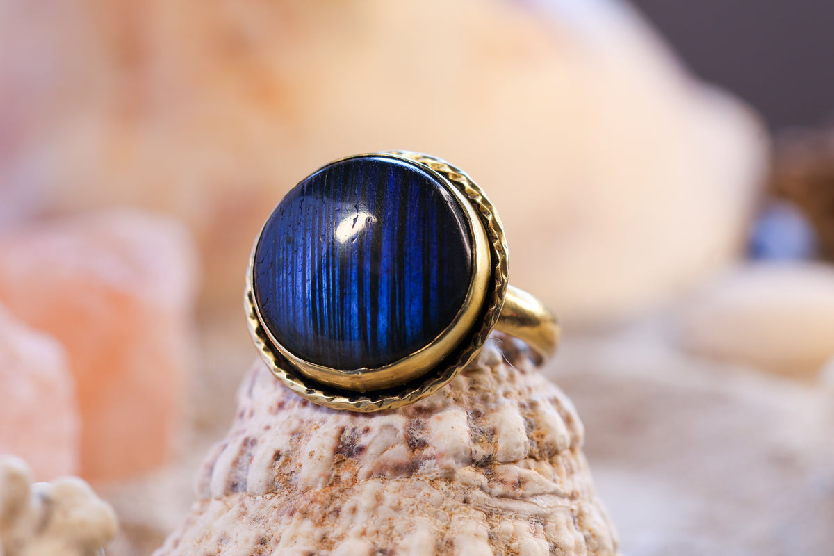 Brass Ring – Bohemian Soul - Blue Labradorite - O / 7.5