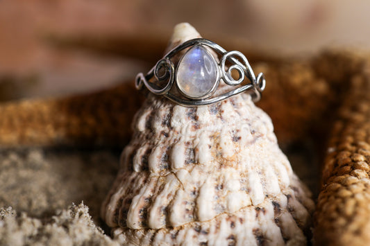 Sterling Silver 925 Ring - Ocean Dreamer - Moonstone -  Q+ / 8.75