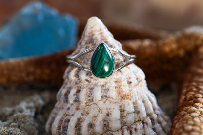 Sterling Silver 925 Ring - Timeless Treasures - Malachite - Q+ / 8.75