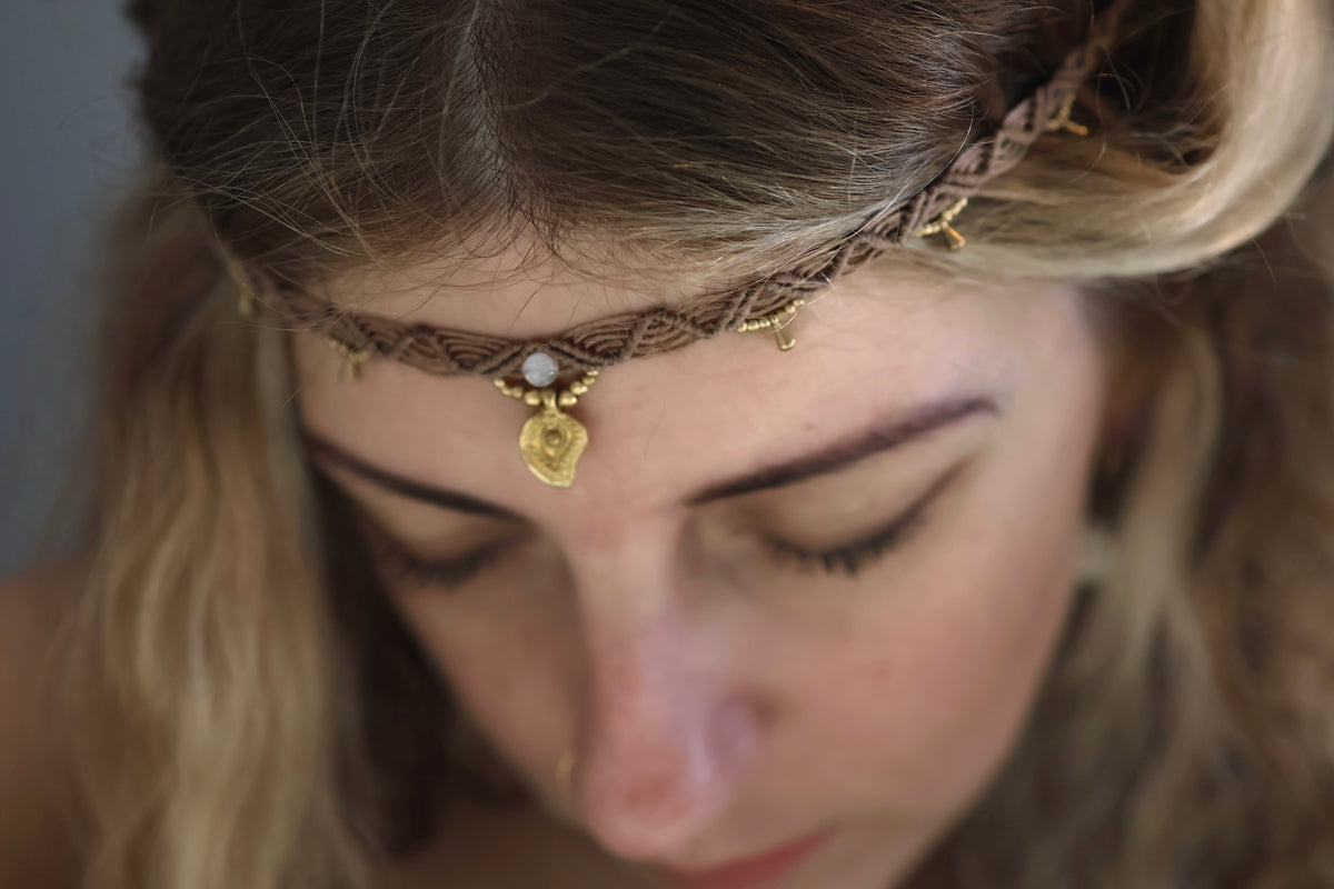 Macramé Choker - Beige / B22 / Moonstone