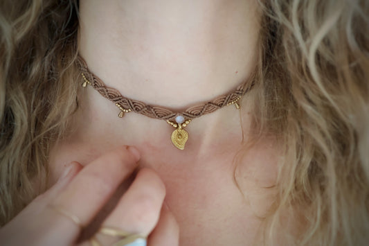 Macramé Choker - Beige / B22 / Moonstone