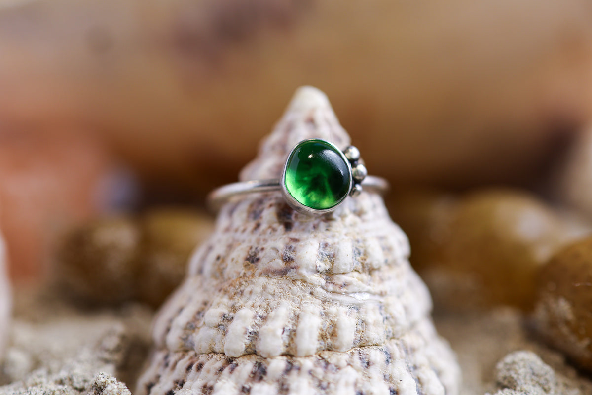 Sterling Silver 925 Ring - Simple Magic - Sea Glass - Green - P+ / 8.25