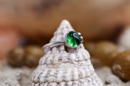Sterling Silver 925 Ring - Simple Magic - Sea Glass - Green - P+ / 8.25
