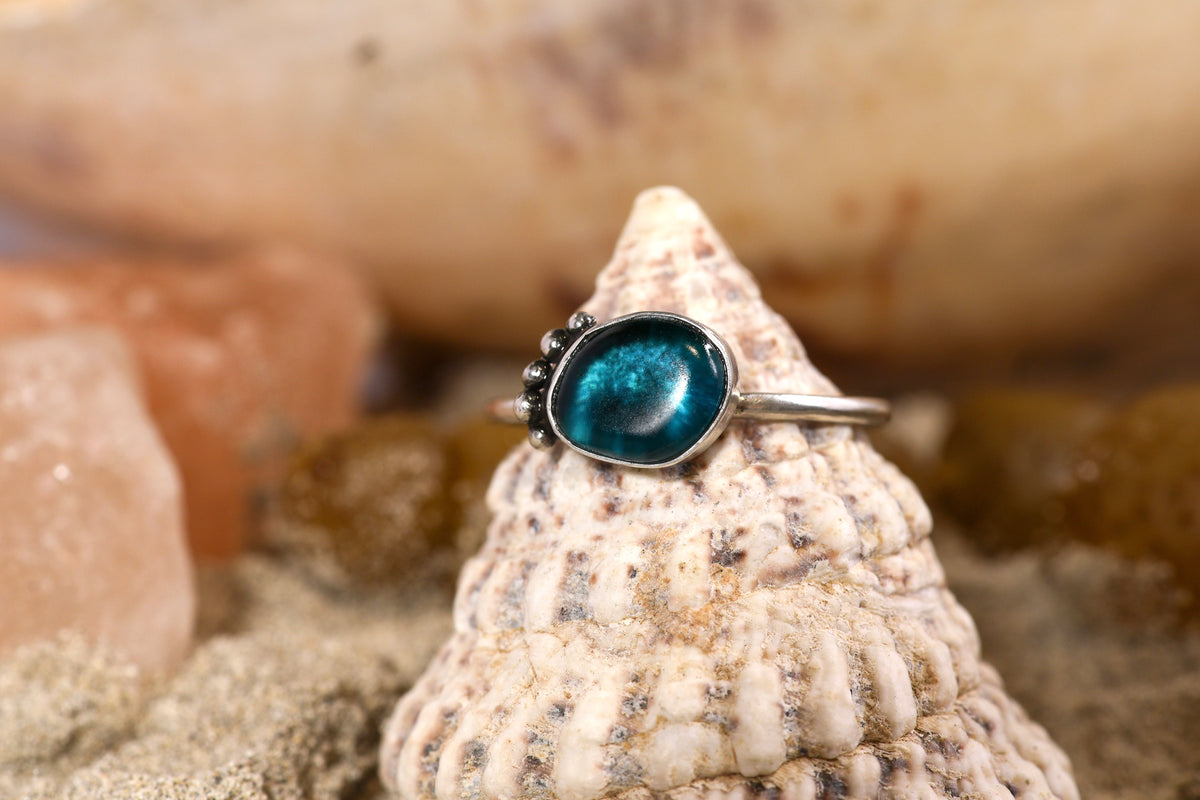 Sterling Silver 925 Ring - Simple Magic - Sea Glass - Deep Blue - S / 9.5