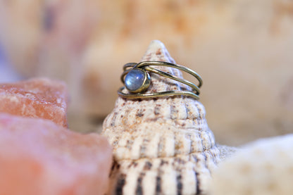 Brass Ring – Wild Wire - Moonstone – P / 8