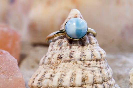 Brass Ring – Earthly Treasures - Larimar - O / 7.5
