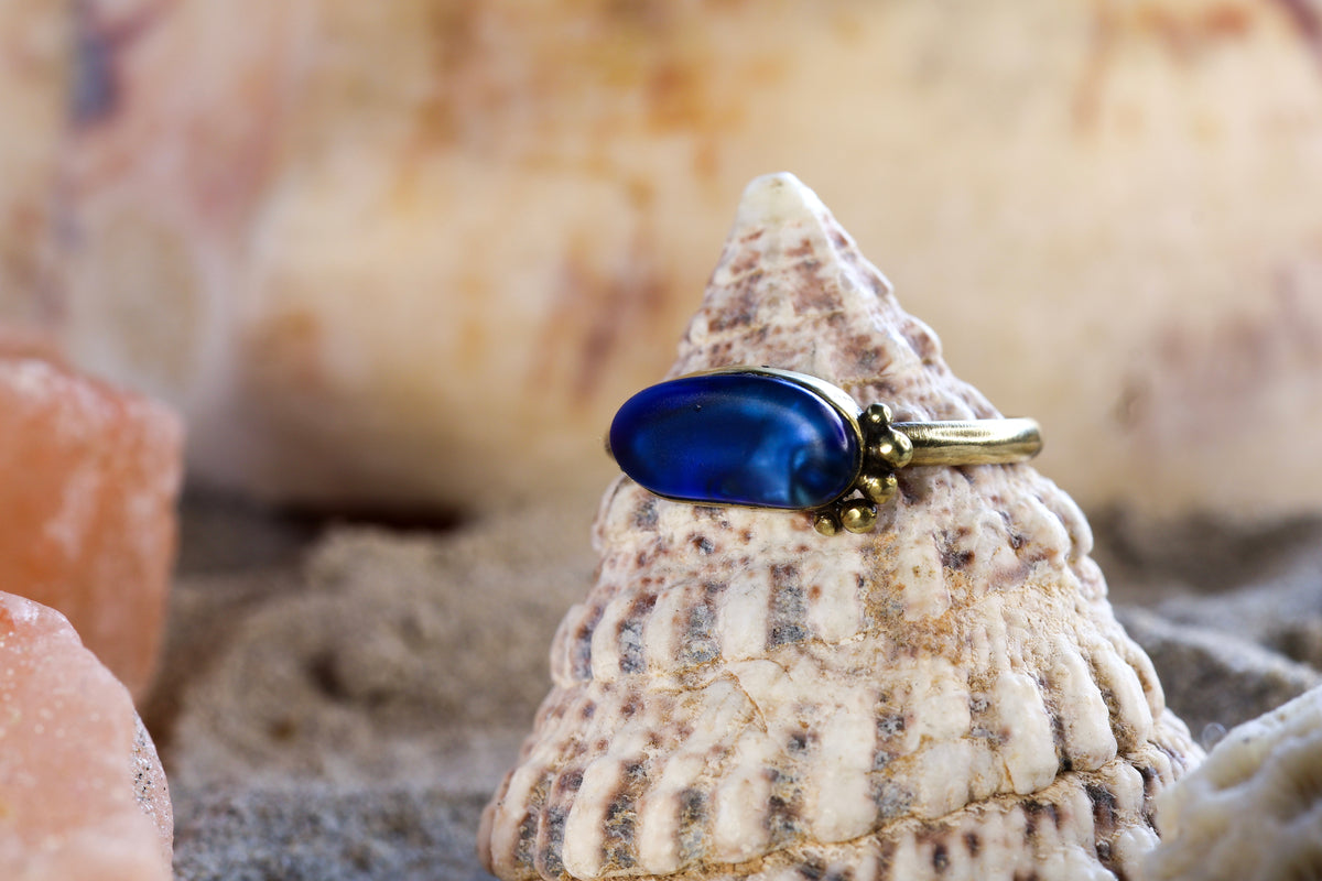 Brass Ring – Earthly Treasures - Sea Glass - Dark Blue  Q / 8.5