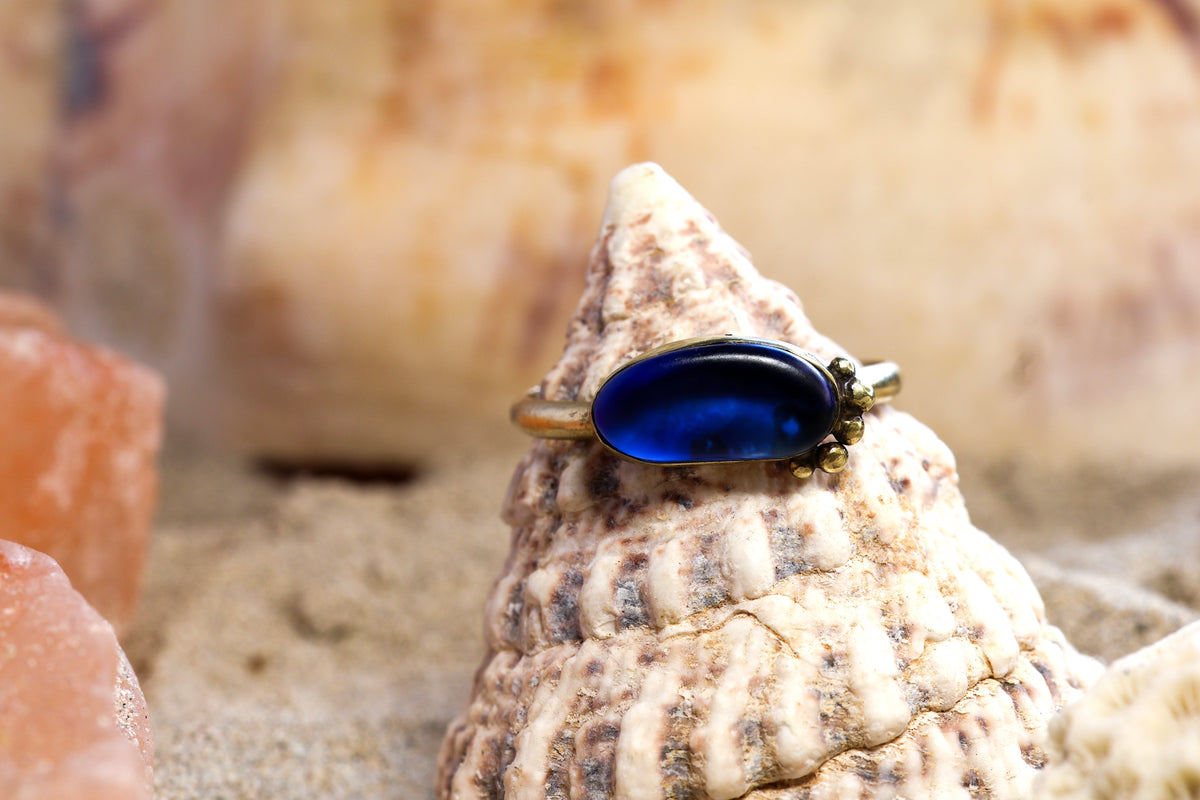 Brass Ring – Earthly Treasures - Sea Glass - Dark Blue  Q / 8.5