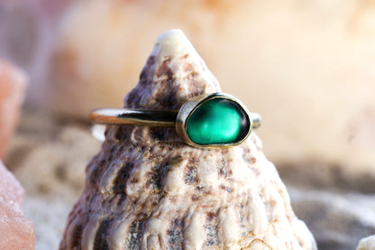 Brass Ring – Earthly Treasures - Sea Glass - Green - Q / 8.75