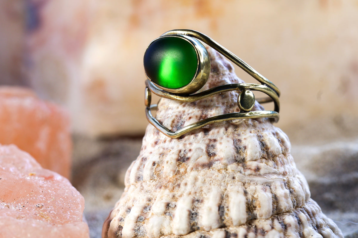Brass Ring – Bohemian Soul - Wild Wire -  Sea Glass - Green - Q / 8.75