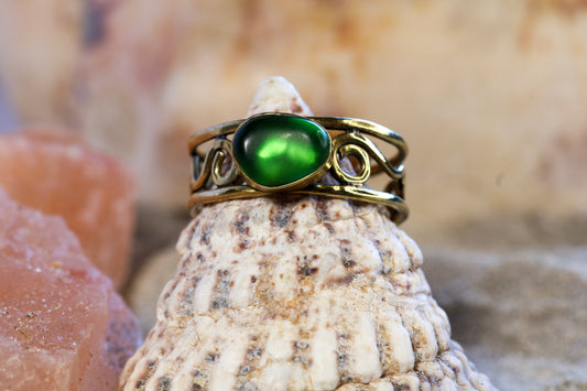 Brass Ring – Bohemian Soul - Sea Glass - Green - Wild Wire - R+/ 9.25