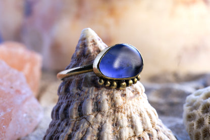 Brass Ring – Earthly Treasures - Sea Glass - Lilac - R+ / 9.25