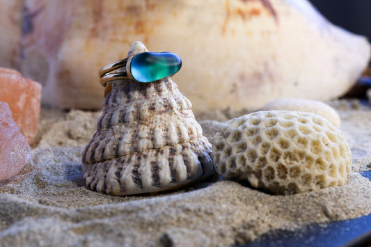 Brass Ring – Earthly Treasures - Sea Glass - Blue - N / 7