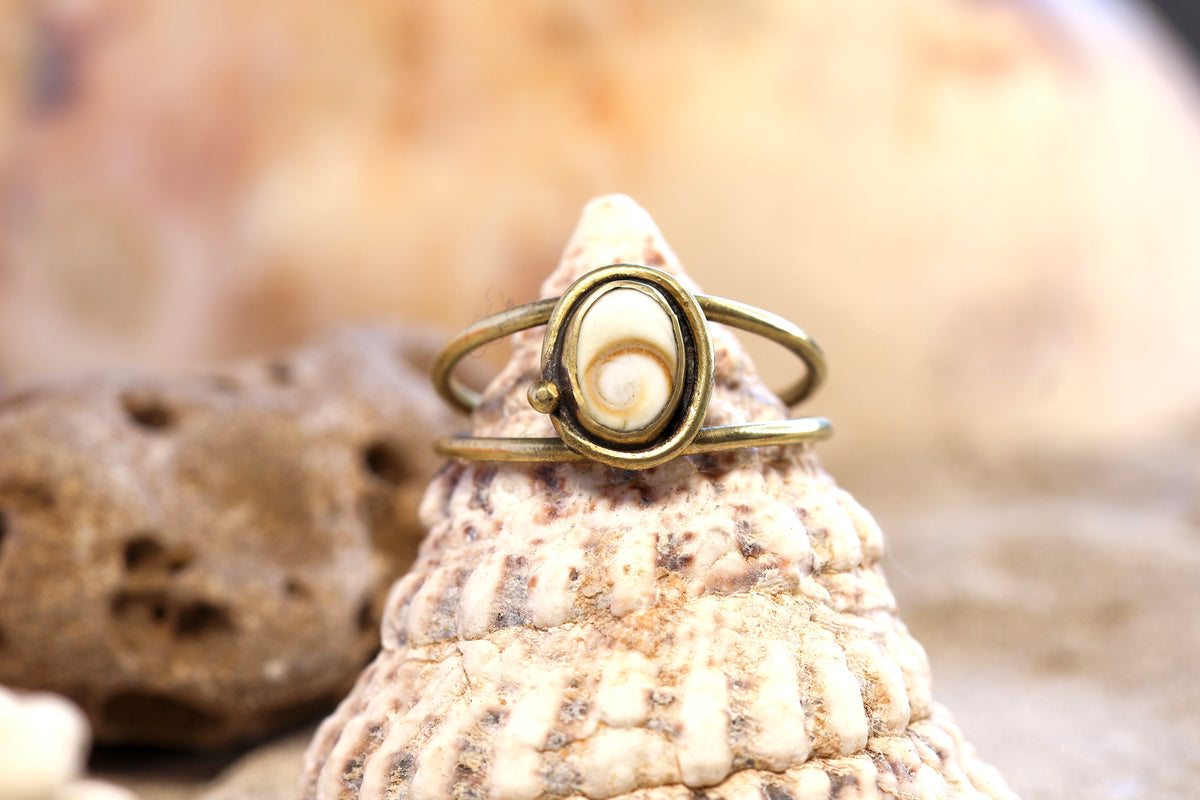 Brass Ring – Bohemian Soul -Shiva Shell - Double Band - O+ / 7.75