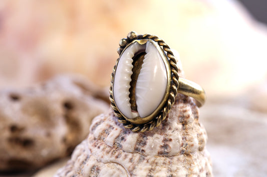 Brass Ring – Bohemian Soul - Cowrie Shell - Bubble - O+ / 7.5