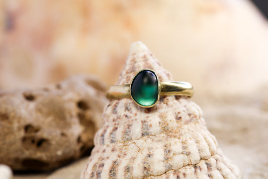 Brass Ring – Simple Magic - Sea glass- Green - R / 9