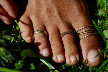 Simple Toe / Knuckle Ring - Band Hammered