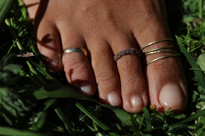 Simple Toe / Knuckle Ring - Band Hammered